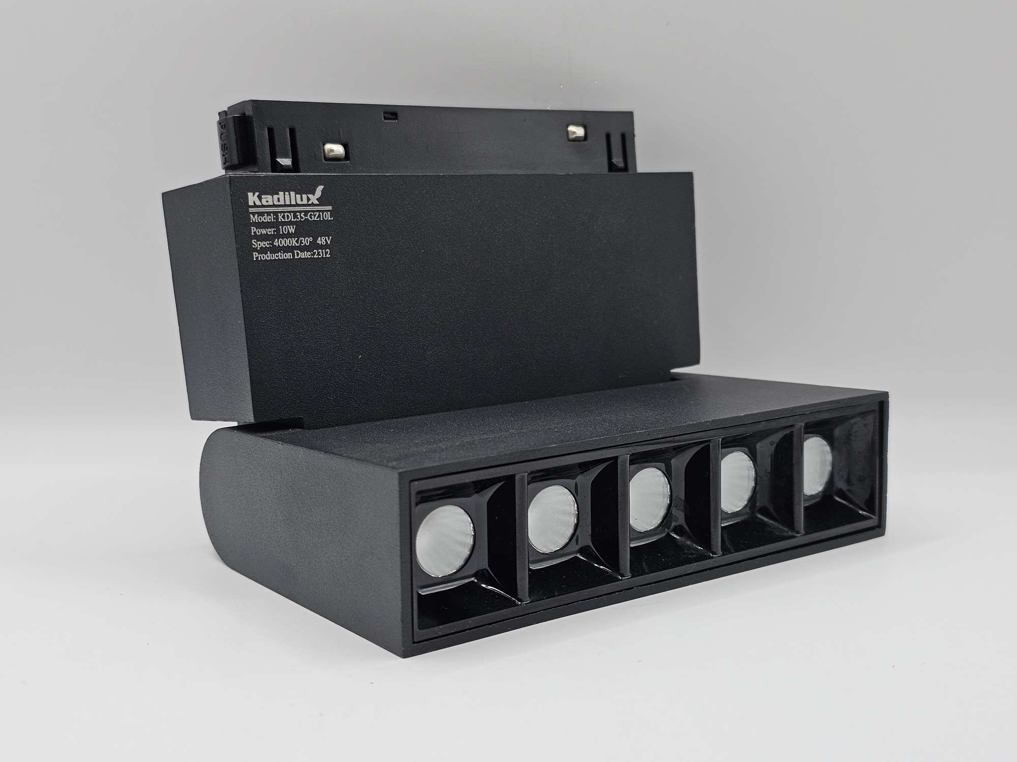 đèn gập ray nam châm 1