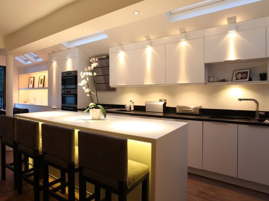 đèn spotlight bếp 4