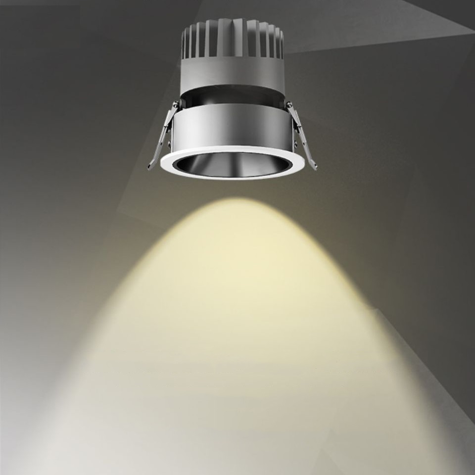 đèn spotlight cách tường bao nhiêu 3