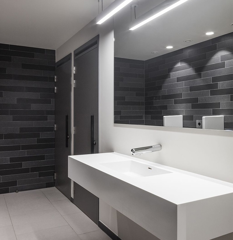 đèn spotlight chống ẩm 3