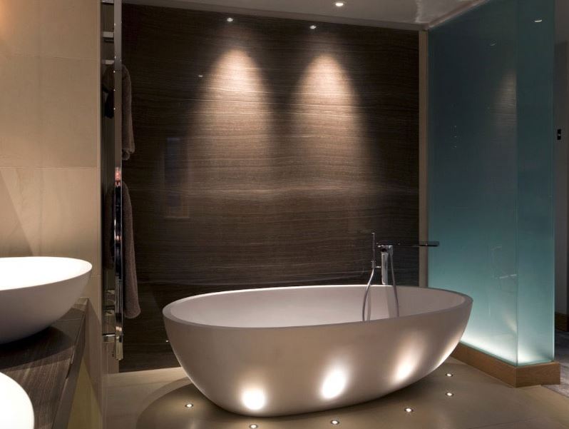 đèn spotlight chống ẩm 6