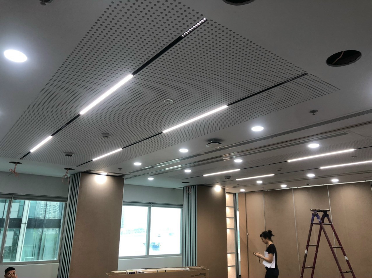 các loại đèn ray nam châm 4