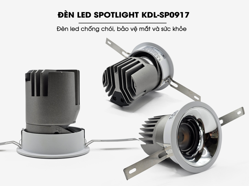 giá đèn spotlight 4