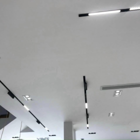 Đèn ray nam châm có bị rơi không? Giải đáp chi tiết cho người dùng