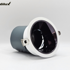 Đèn spotlight công suất lớn: Giải pháp chiếu sáng chuyên nghiệp cho không gian lớn